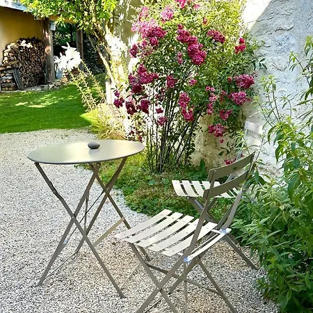 Semesterbostad Maison Fermontes *