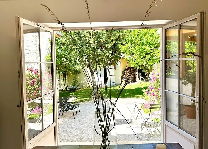 Maison Fermontes Feriehus *